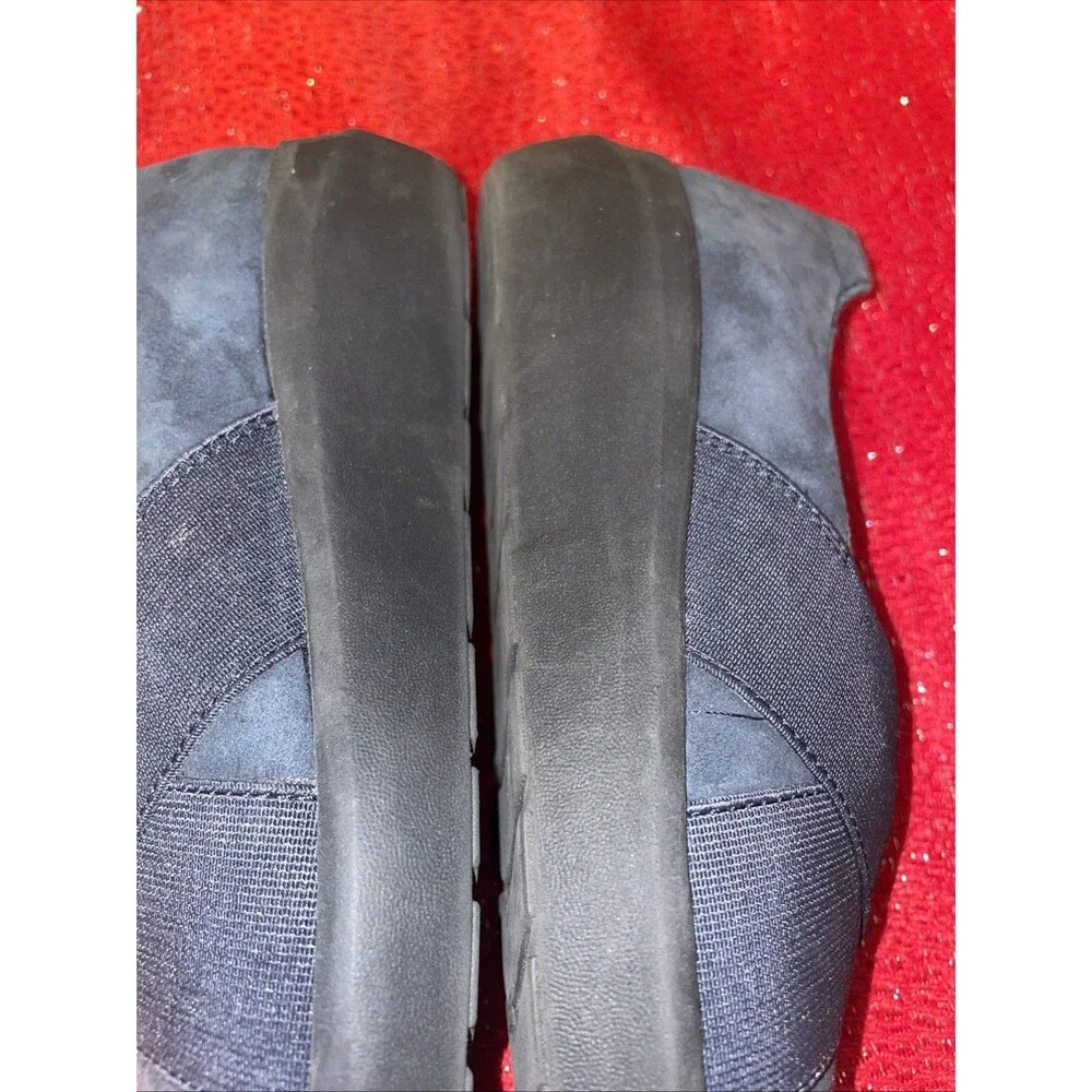 CLARKS Loafers Ultimate Comfort Slip-on Navy blue Shoes Wmns Sz 7M